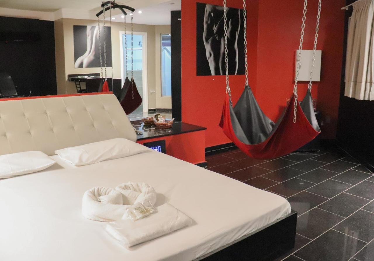 Love hotel Ibiza Golden Franca