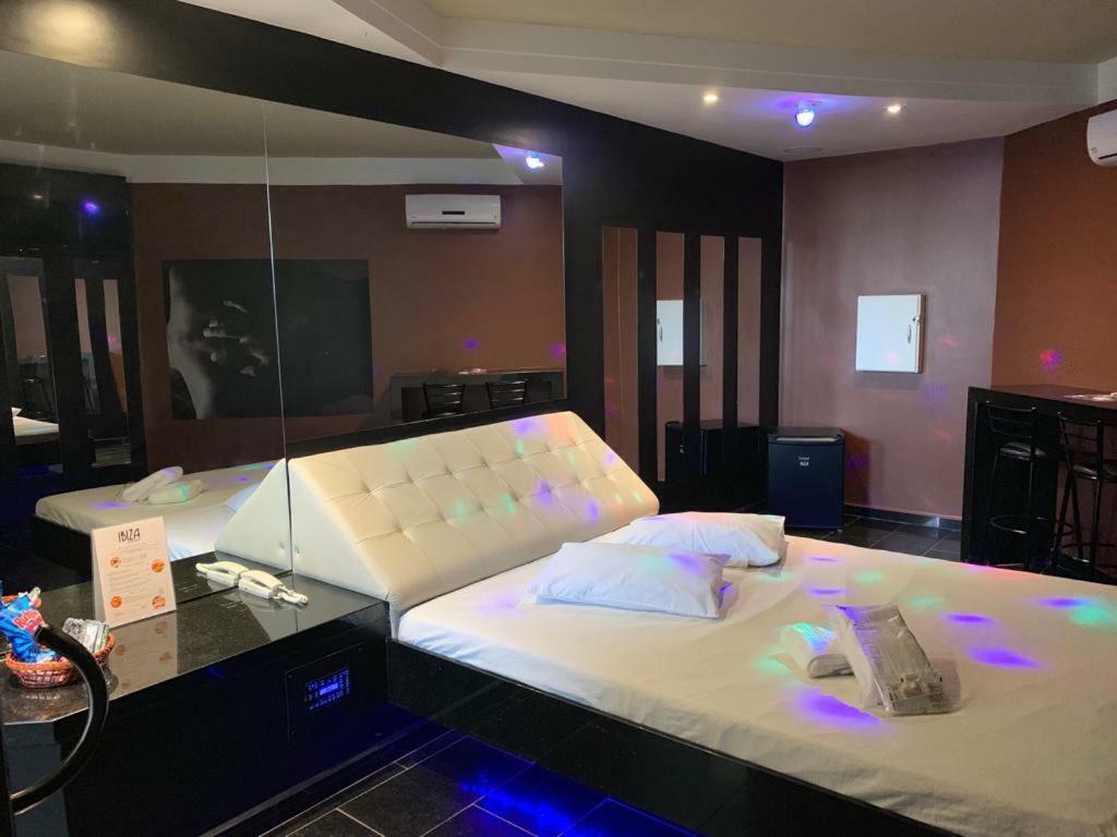 Love hotel Ibiza Golden